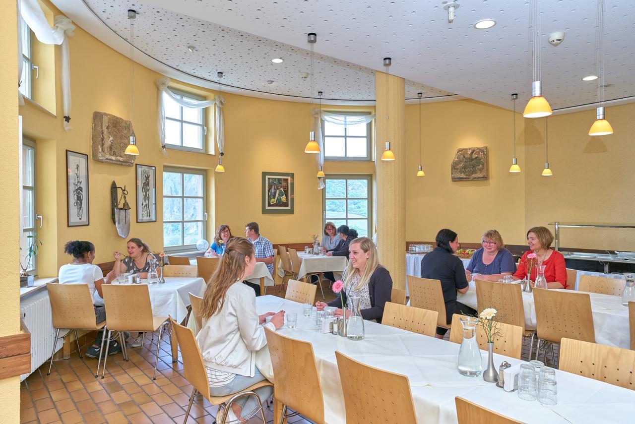 Ev.Familienferien-Und Bildungsstaette Ebernburg Hotel Bad Münster am Stein-Ebernburg Exterior foto